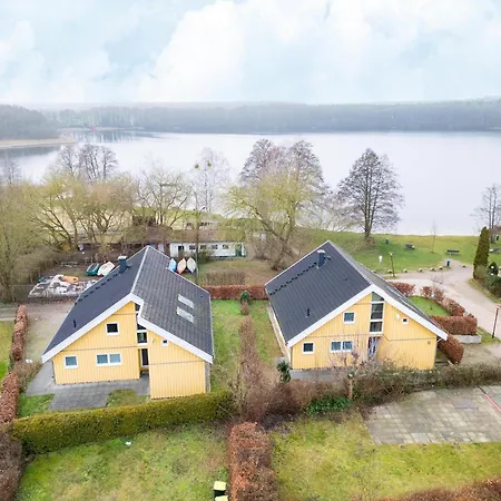 בית נופש Skandinavisches In Mirow *