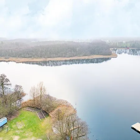 בית נופש Skandinavisches In Mirow